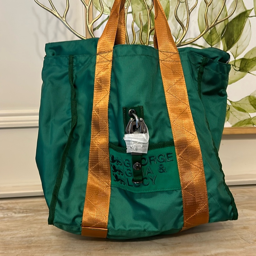 George Gina Lucy Tote Bag